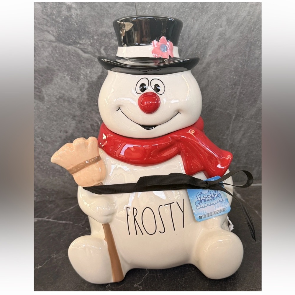NEW RAE DUNN CHRISTMAS FROSTY THE SNOWMAN COOKIE JAR/CANISTER 11” TALL RARE HTF